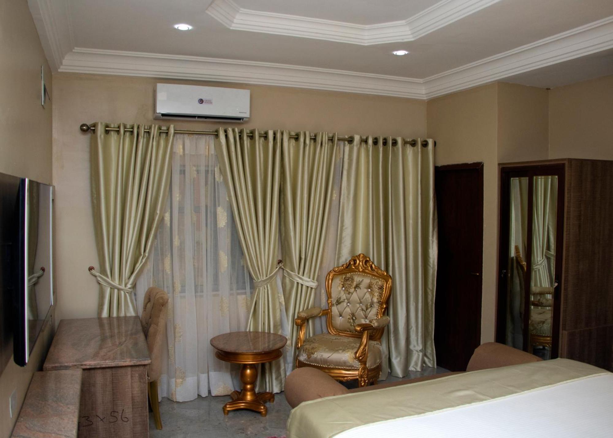 Grand Bohabs Hotel 아부자 외부 사진