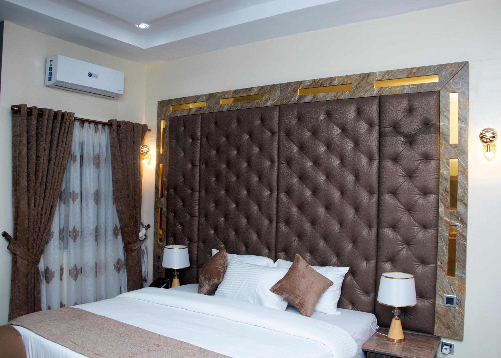 Grand Bohabs Hotel 아부자 외부 사진